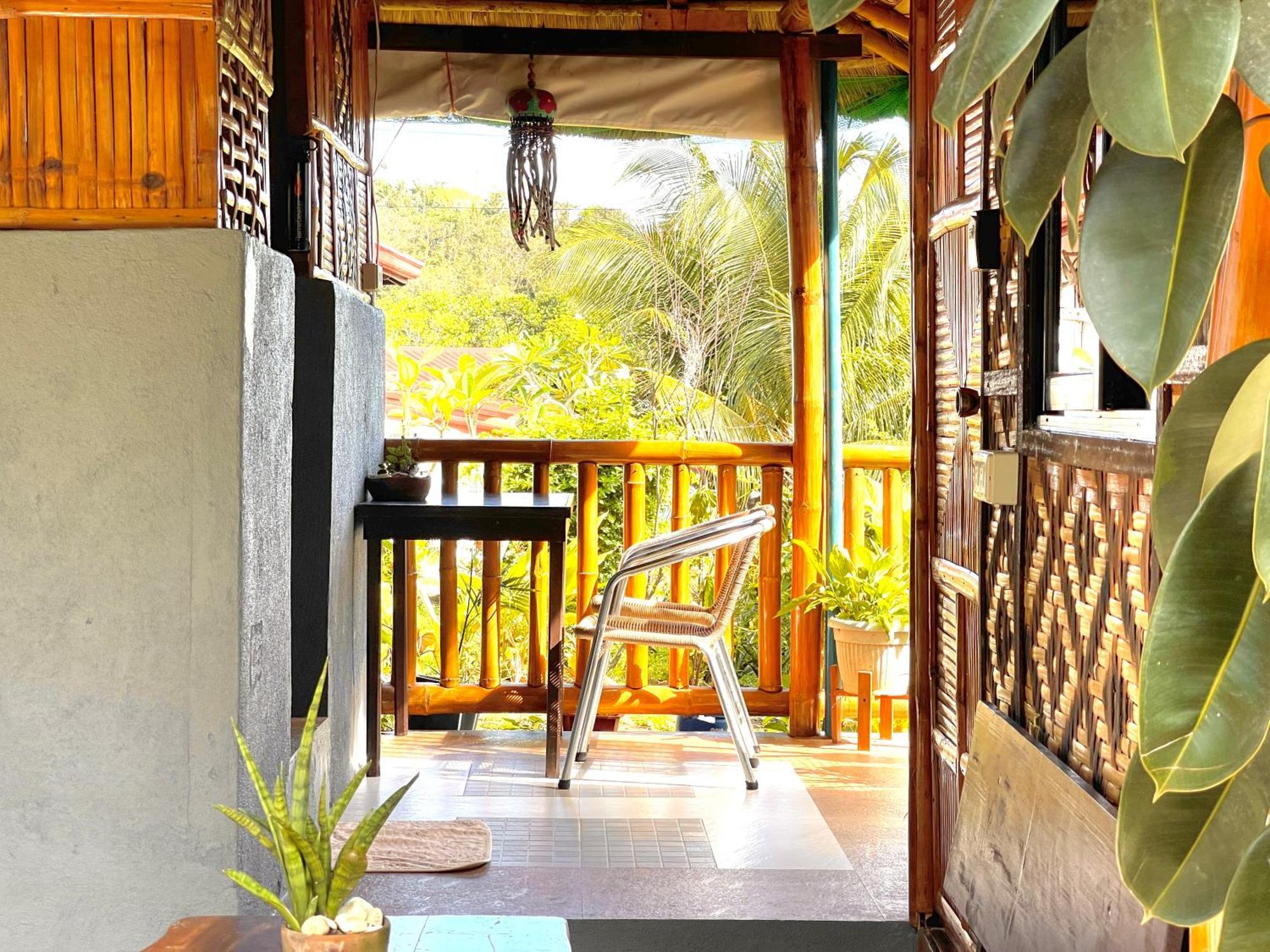 Galera Lodge Puerto Galera Eksteriør bilde