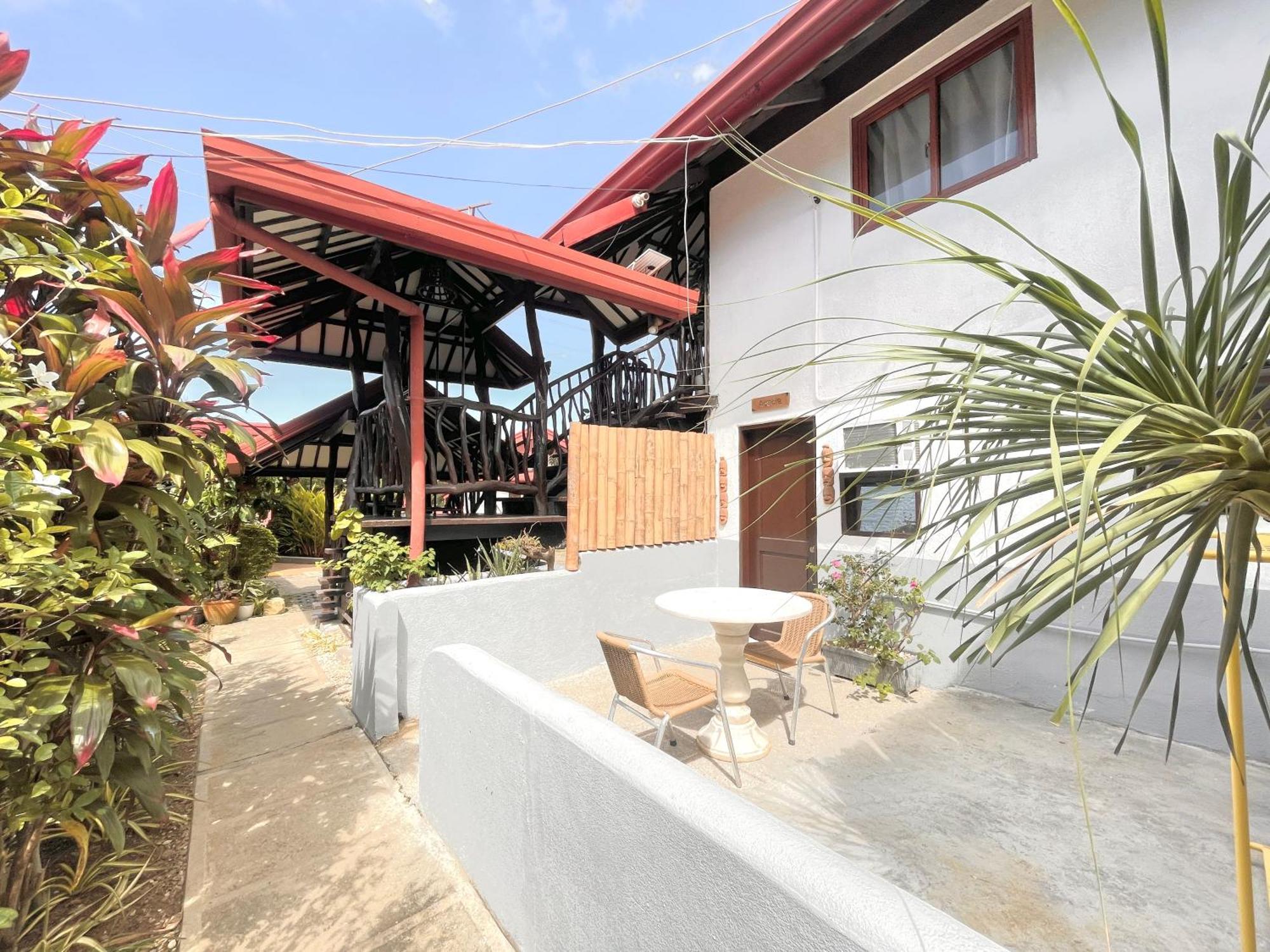 Galera Lodge Puerto Galera Eksteriør bilde