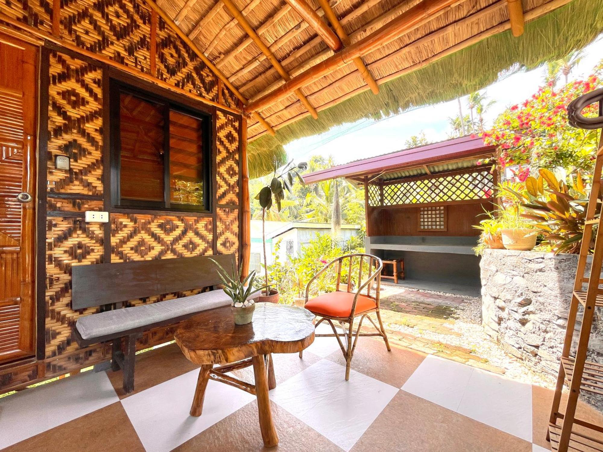 Galera Lodge Puerto Galera Eksteriør bilde